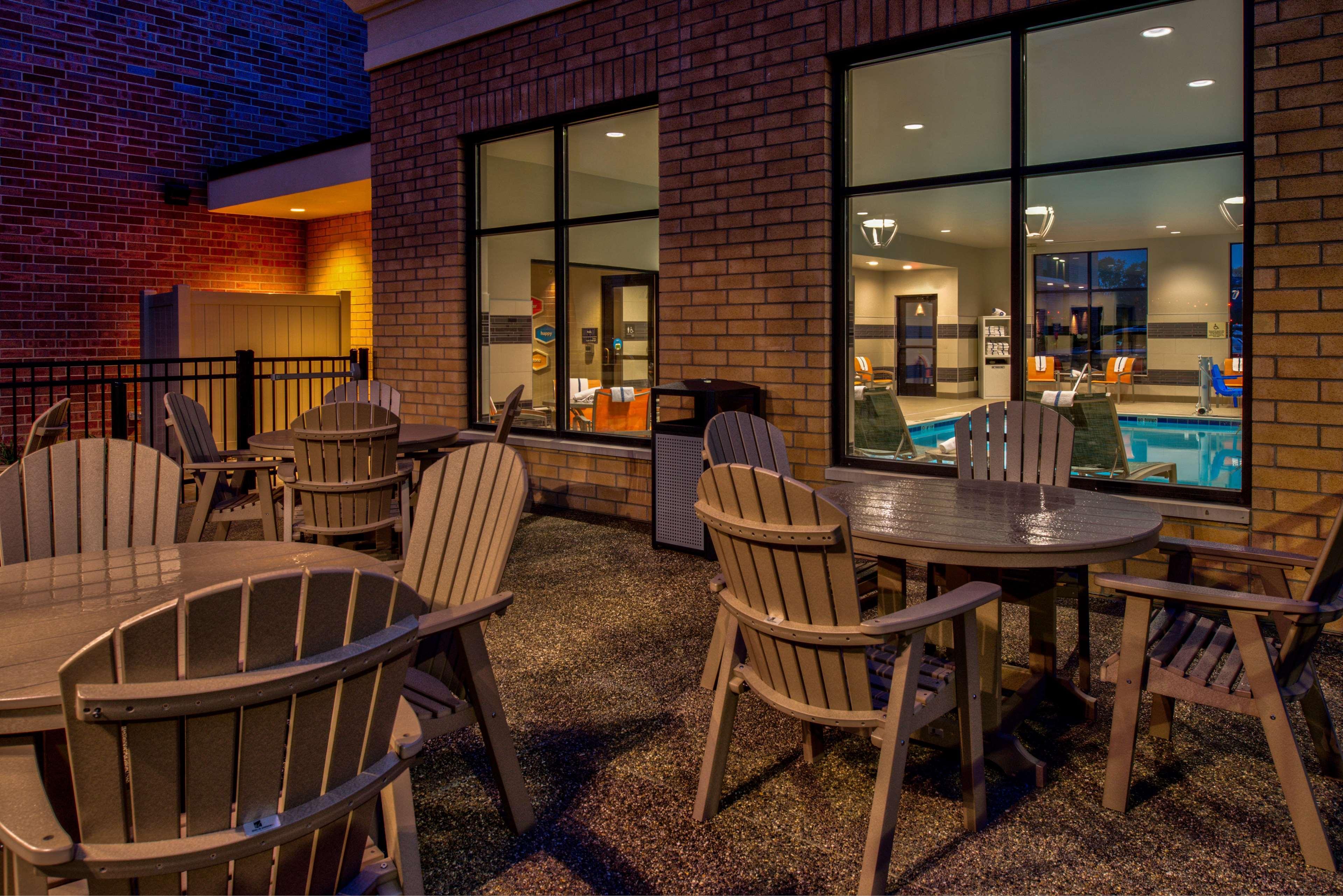 Hampton Inn & Suites Wixom/Novi/Detroit, Mi Bagian luar foto